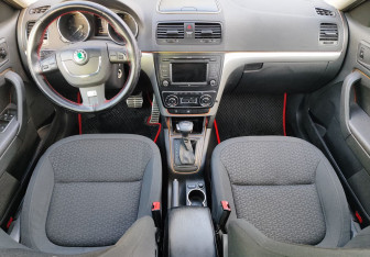 Подержанный автомобиль Skoda Yeti 2012 года (10 фото)