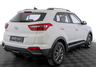 Подержанный автомобиль Hyundai Creta 2021 года (5 фото)