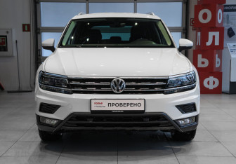 Подержанный автомобиль Volkswagen Tiguan 2018 года (2 фото)