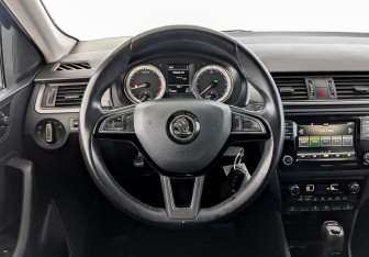 Подержанный автомобиль Skoda Rapid Liftback 2019 года (21 фото)