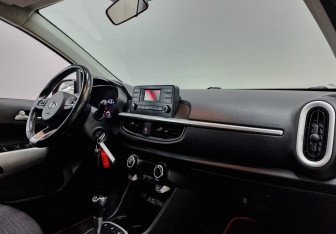Подержанный автомобиль Kia Picanto 2017 года (13 фото)
