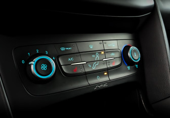 Подержанный автомобиль Ford Focus Hatchback 2018 года (25 фото)