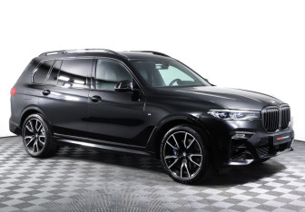 Подержанный автомобиль BMW X7 2020 года (3 фото)