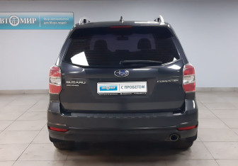 Подержанный автомобиль Subaru Forester Suv 2015 года (6 фото)