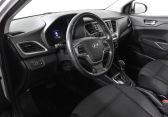 Подержанный автомобиль Hyundai Solaris Sedan 2017 года (9 фото)