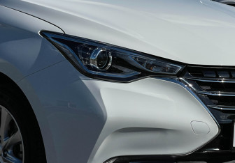 Подержанный автомобиль Changan Alsvin 2024 года (16 фото)