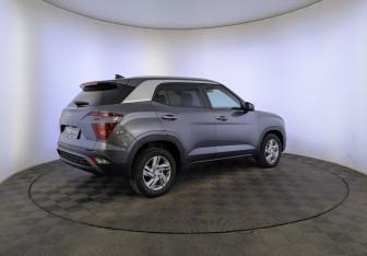 Подержанный автомобиль Hyundai Creta 2022 года (5 фото)