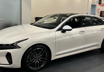 Новый Kia K5 2024 (4 фото)