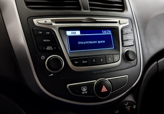 Подержанный автомобиль Hyundai Solaris Sedan 2016 года (25 фото)