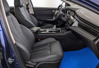 Подержанный автомобиль Omoda S5 2023 года (24 фото)