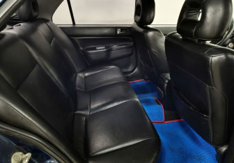 Подержанный автомобиль Mitsubishi Lancer Sedan 2006 года (11 фото)