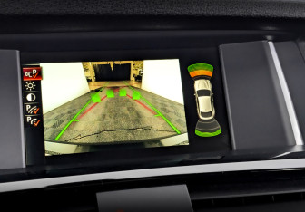 Подержанный автомобиль BMW X4 2018 года (28 фото)