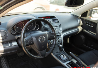 Подержанный автомобиль Mazda 6 Sedan 2012 года (10 фото)