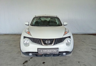 Подержанный автомобиль Nissan Juke 2011 года (2 фото)