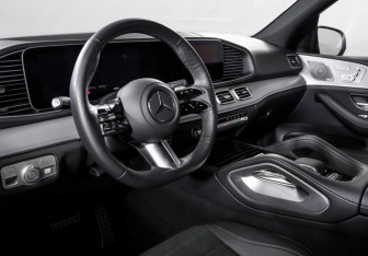 Подержанный автомобиль Mercedes-Benz GLE 2024 года (14 фото)