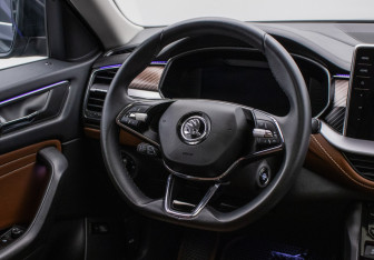 Подержанный автомобиль Skoda Kodiaq 2023 года (16 фото)