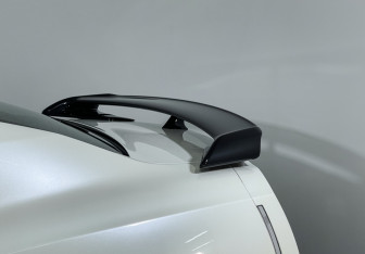 Подержанный автомобиль Nissan GT-R 2011 года (23 фото)