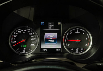 Подержанный автомобиль Mercedes-Benz GLC Coupe 2018 года (11 фото)