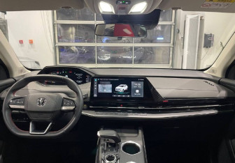 Подержанный автомобиль Changan CS55PLUS 2024 года (11 фото)