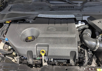 Подержанный автомобиль Land Rover Range Rover Evoque 2022 года (9 фото)