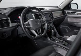 Подержанный автомобиль Volkswagen Teramont 2021 года (14 фото)