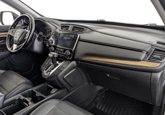 Подержанный автомобиль Honda CR-V 2019 года (13 фото)