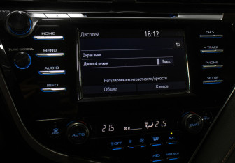 Подержанный автомобиль Toyota Camry Sedan 2019 года (18 фото)