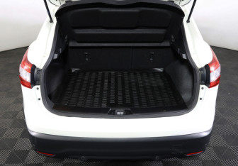 Подержанный автомобиль Nissan Qashqai 2018 года (10 фото)