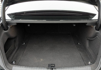 Подержанный автомобиль Audi A6 Sedan 2018 года (10 фото)