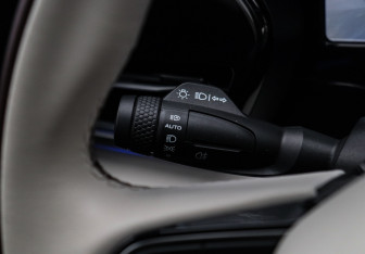 Подержанный автомобиль Geely Monjaro 2023 года (35 фото)