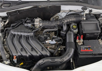 Подержанный автомобиль Nissan Terrano 2021 года (9 фото)