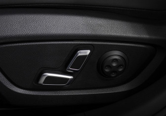 Подержанный автомобиль Geely Preface 2024 года (15 фото)