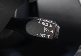 Подержанный автомобиль Toyota RAV4 2008 года (13 фото)