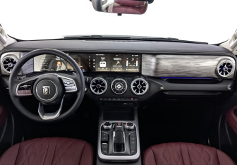 Новый Tank 300 2025 (10 фото)