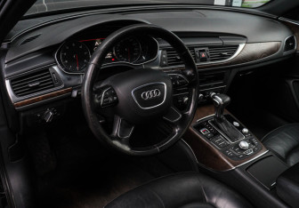 Подержанный автомобиль Audi A6 Sedan 2012 года (13 фото)