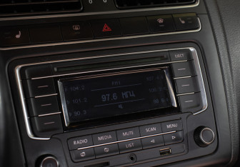 Подержанный автомобиль Volkswagen Polo Sedan 2013 года (15 фото)