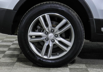 Подержанный автомобиль Geely Atlas 2018 года (5 фото)