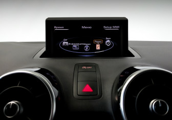 Подержанный автомобиль Audi A1 2012 года (15 фото)