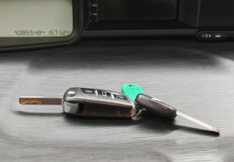 Подержанный автомобиль Citroen C3 Picasso 2010 года (15 фото)