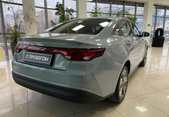 Подержанный автомобиль LIVAN S6Pro 2023 года (5 фото)