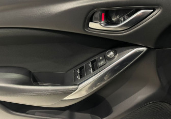 Подержанный автомобиль Mazda 6 Sedan 2018 года (17 фото)