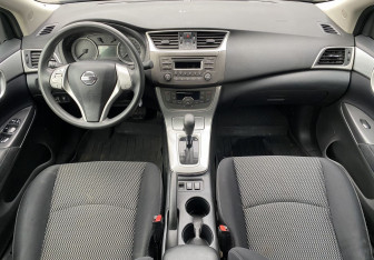 Подержанный автомобиль Nissan Sentra Sedan 2014 года (10 фото)