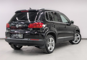 Подержанный автомобиль Volkswagen Tiguan 2012 года (5 фото)