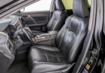 Подержанный автомобиль Lexus RX 2016 года (21 фото)