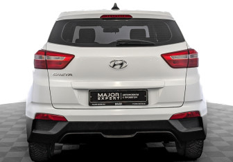 Подержанный автомобиль Hyundai Creta 2019 года (6 фото)