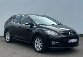 Подержанный автомобиль Mazda CX-7 2008 года (3 фото)