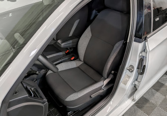 Подержанный автомобиль Skoda Rapid Liftback 2021 года (19 фото)