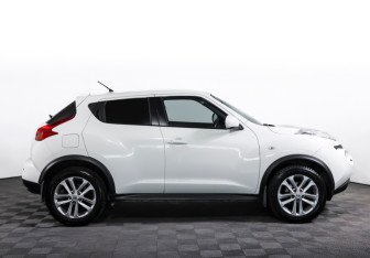 Подержанный автомобиль Nissan Juke 2013 года (4 фото)