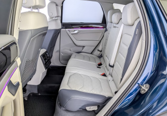 Подержанный автомобиль Volkswagen Touareg 2022 года (12 фото)