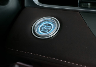 Подержанный автомобиль Chery Tiggo 8 Pro Plug-in Hybrid 2023 года (18 фото)